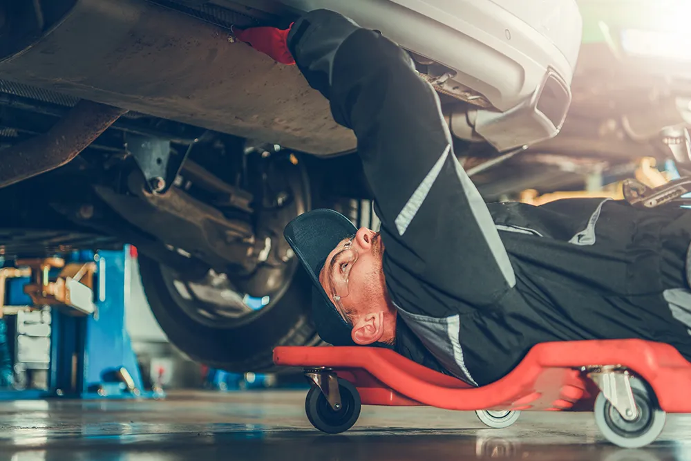 Three Instances When Vehicle Exhaust Is a Very Bad Sign